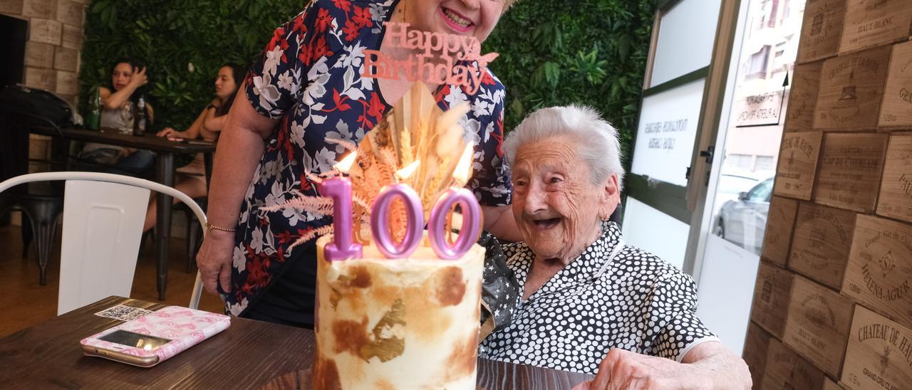La alicantina Clotilde Escapa González cumple 100 años