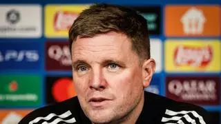 Eddie Howe, el técnico del Newcastle United avisa: "No podemos acobardarnos contra el Barça"