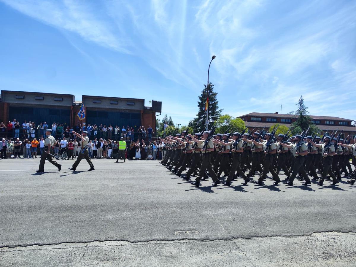 La Brilat conmemora su 60 aniversario con una parada militar en Cabo Noval