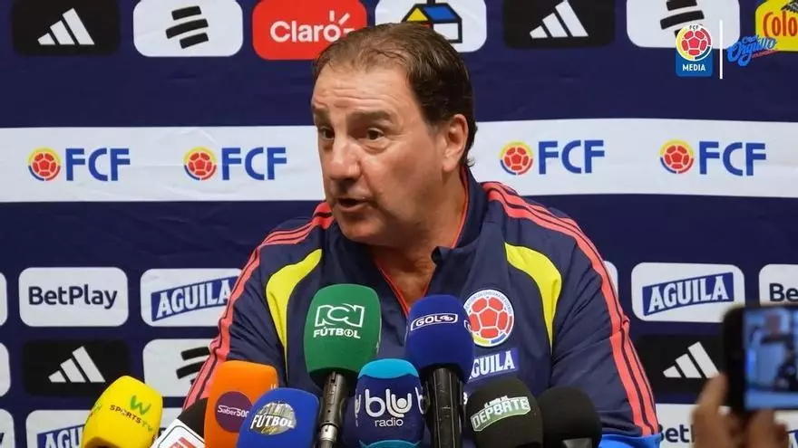 Néstor Lorenzo: "Hasta el 4º partido, De la Fuente nos daba como favoritos"