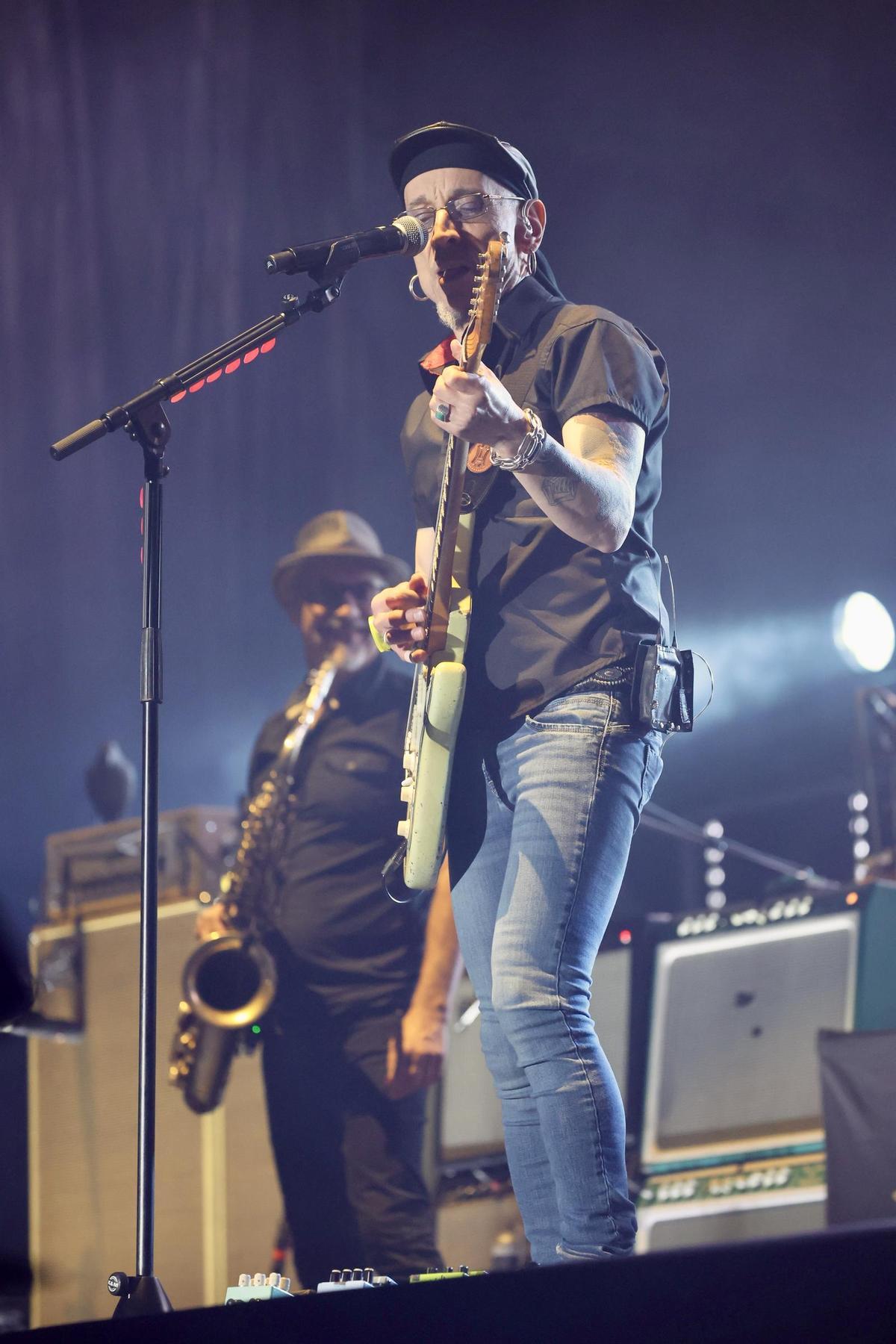 Galería de imágenes: Búscate en el concierto de Fito en Castelló