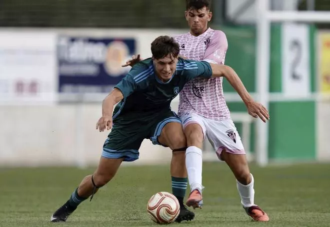 El Compostela sufre más de lo esperado para ganar al Lalín