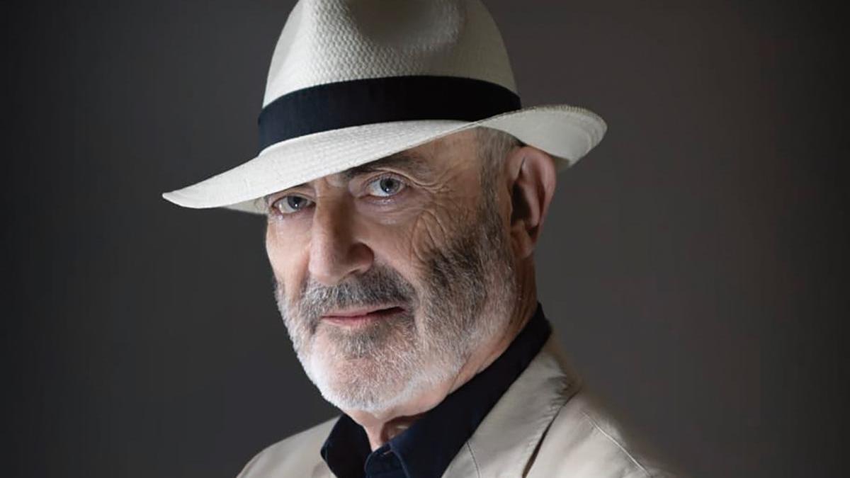 El escritor Gabriel Martínez de Rafal