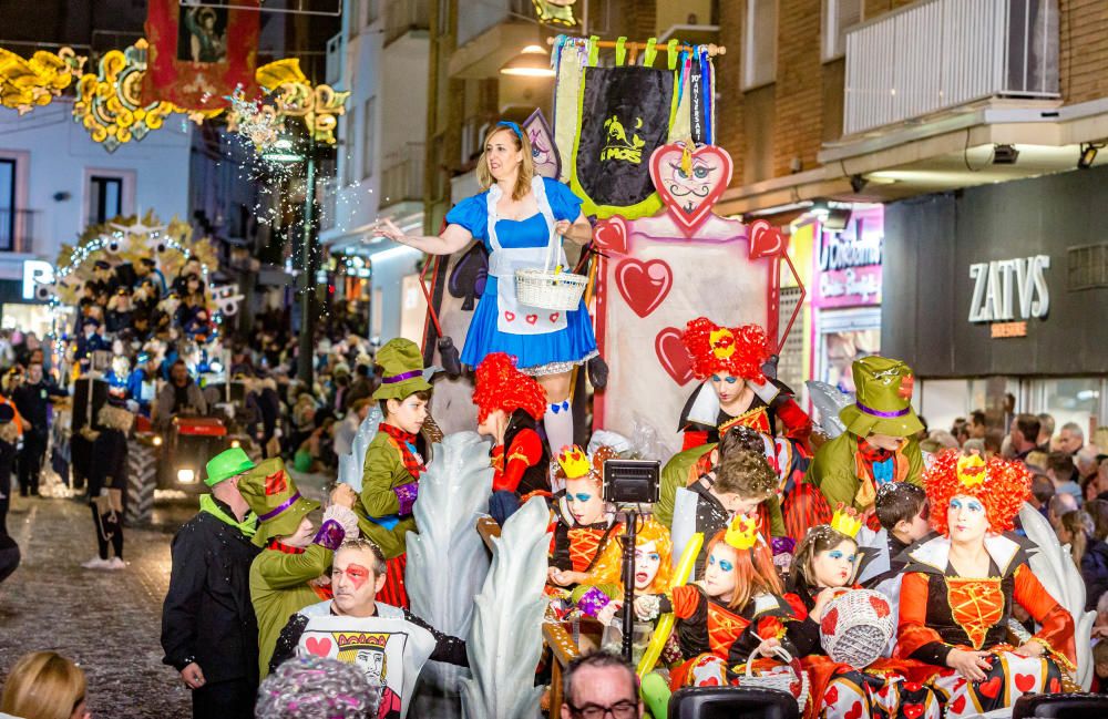 Desfile de carrozas de las fiestas de Benidorm