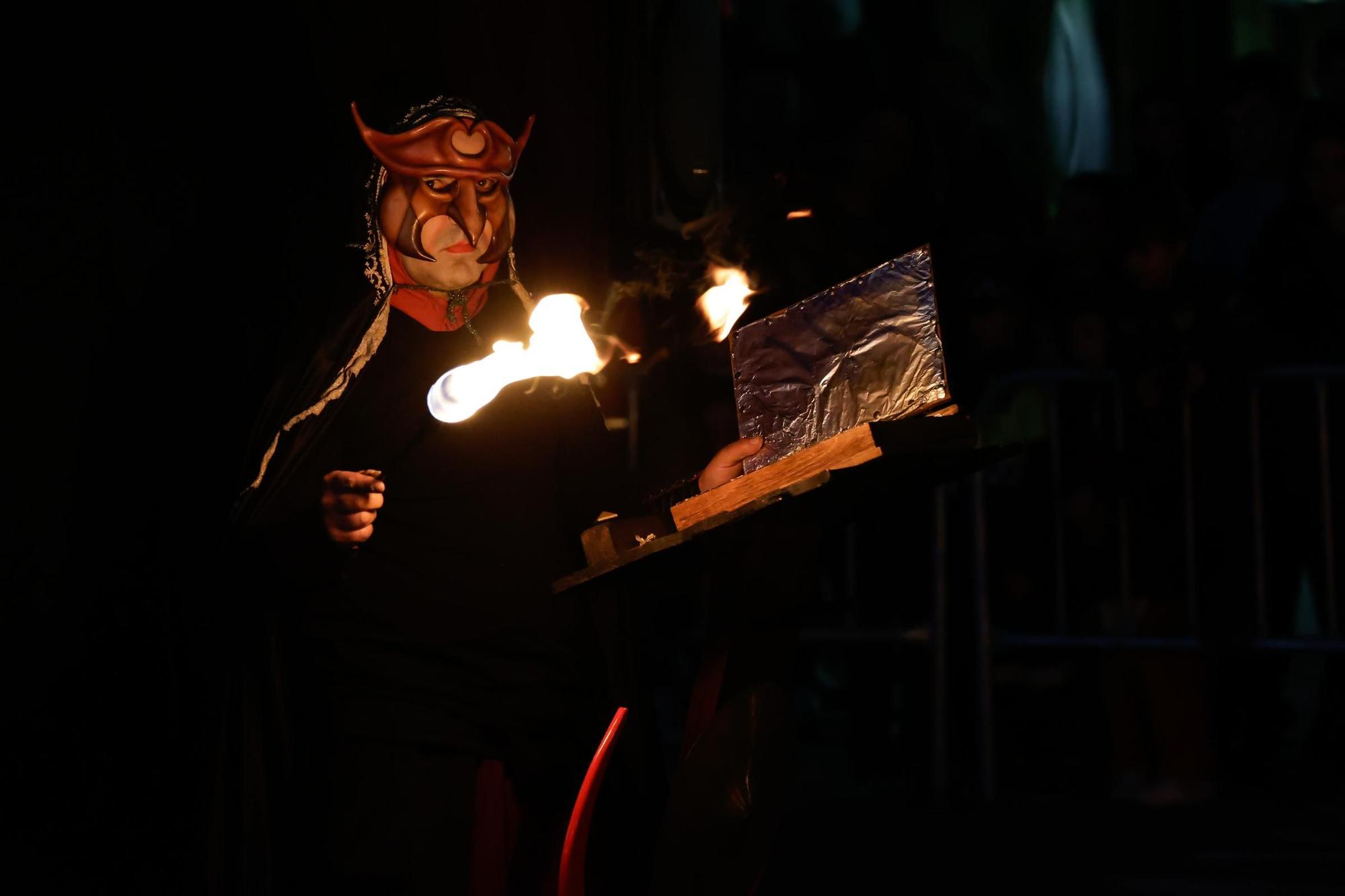 "Queen", los "Angry páxaros" o "Llanera Bros", estrellas carnavaleras en Posada