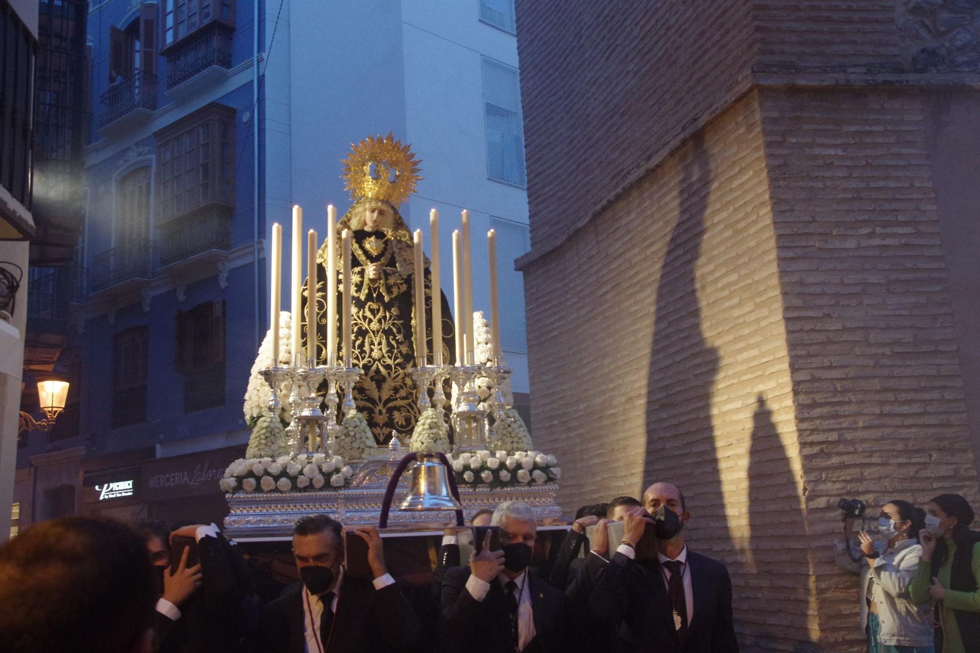 La Virgen del Amor Doloroso sale en procesión por su feligresía