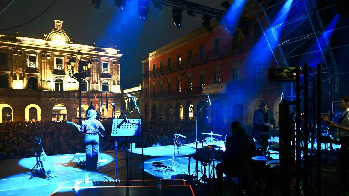 Nacho Vegas presenta nuevo disco en la Plaza Mayor