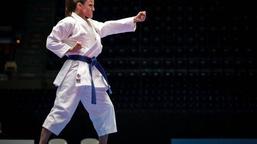 Yaiza Martín se cuelga la plata en kata en el Europeo de Finlandia