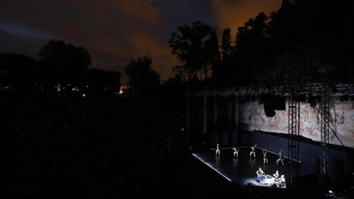 Aspecto del anfiteatro del Grec la noche inaugural.