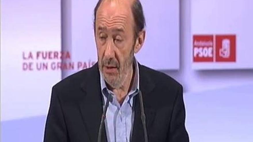 Rubalcaba: "Rajoy tiene el mejor plan energético: no hacer nada"