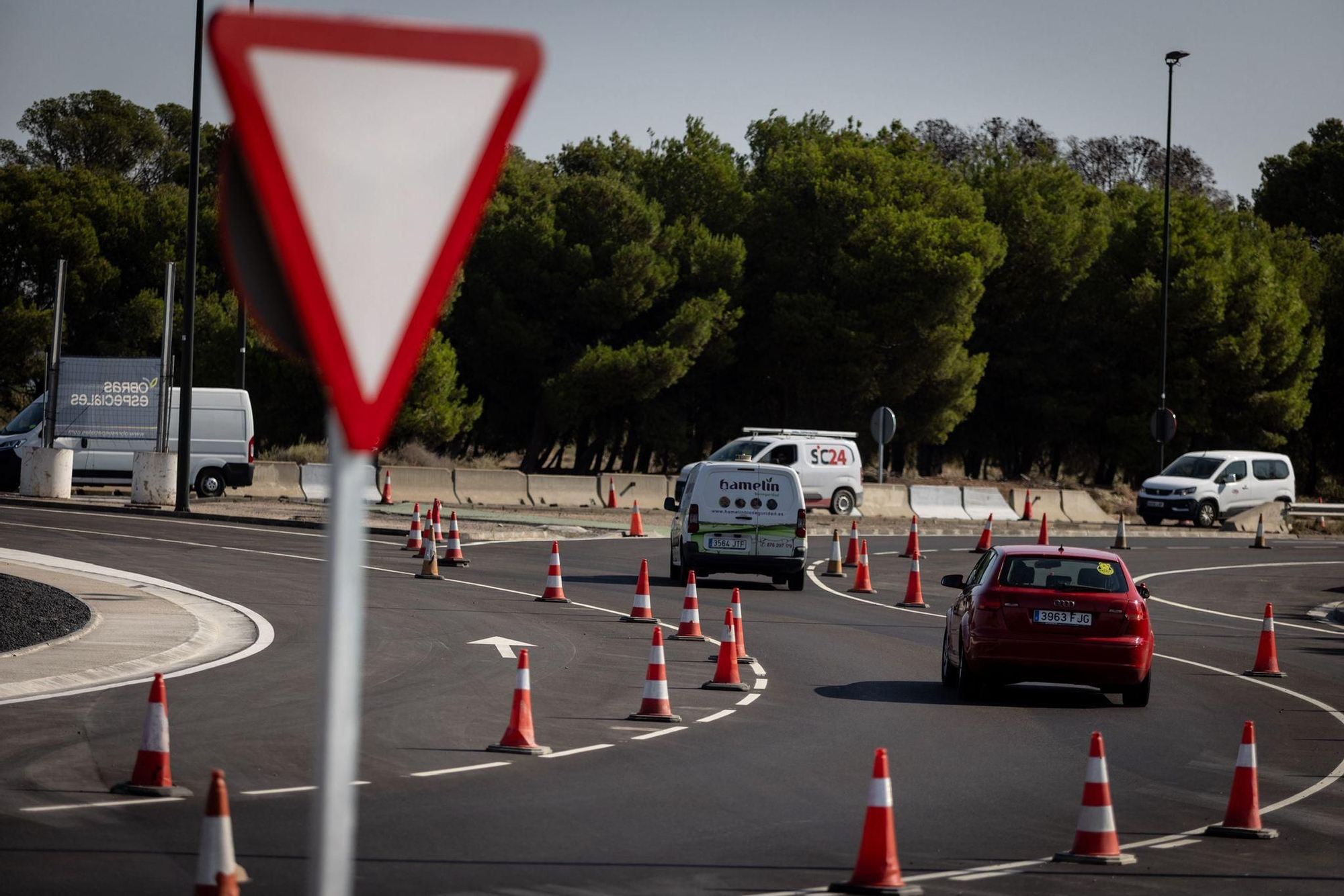 Abierta al tráfico la primera turbo rotonda de Zaragoza