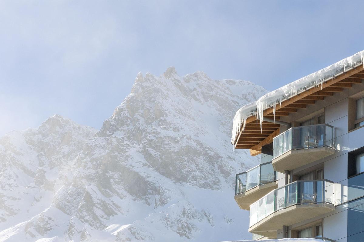 Club Med Tignes y las montañas de los Alpes franceses.
