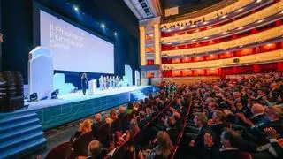 Sesé cumple 60 años en el Teatro Real de Madrid: premios, compromiso y mucho futuro