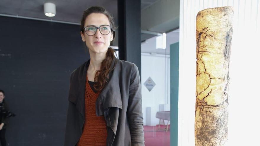 La artista de origen montenegrino Sonja Mijajlovic abre una exposición de cerámica en la Galería Amaga