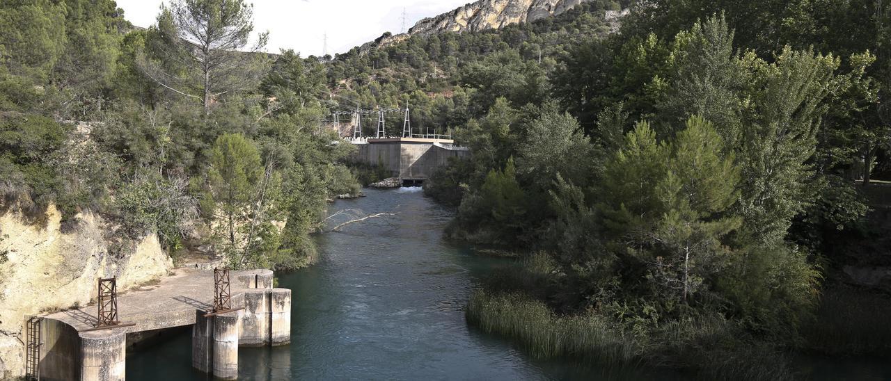 Embalse de Bolarque, desde donde parte el agua hacia Alicante y Murcia