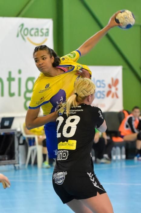 07-04-2019 TELDE. Ida de las semifinales de la Challenge Cup entre el Rocasa de Gran Canaria y el Kristianstad Handboll de Suecia  | 07/04/2019 | Fotógrafo: Andrés Cruz