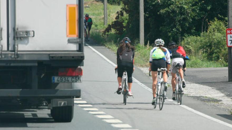 Refuerzan la señalización para ciclistas en la Región