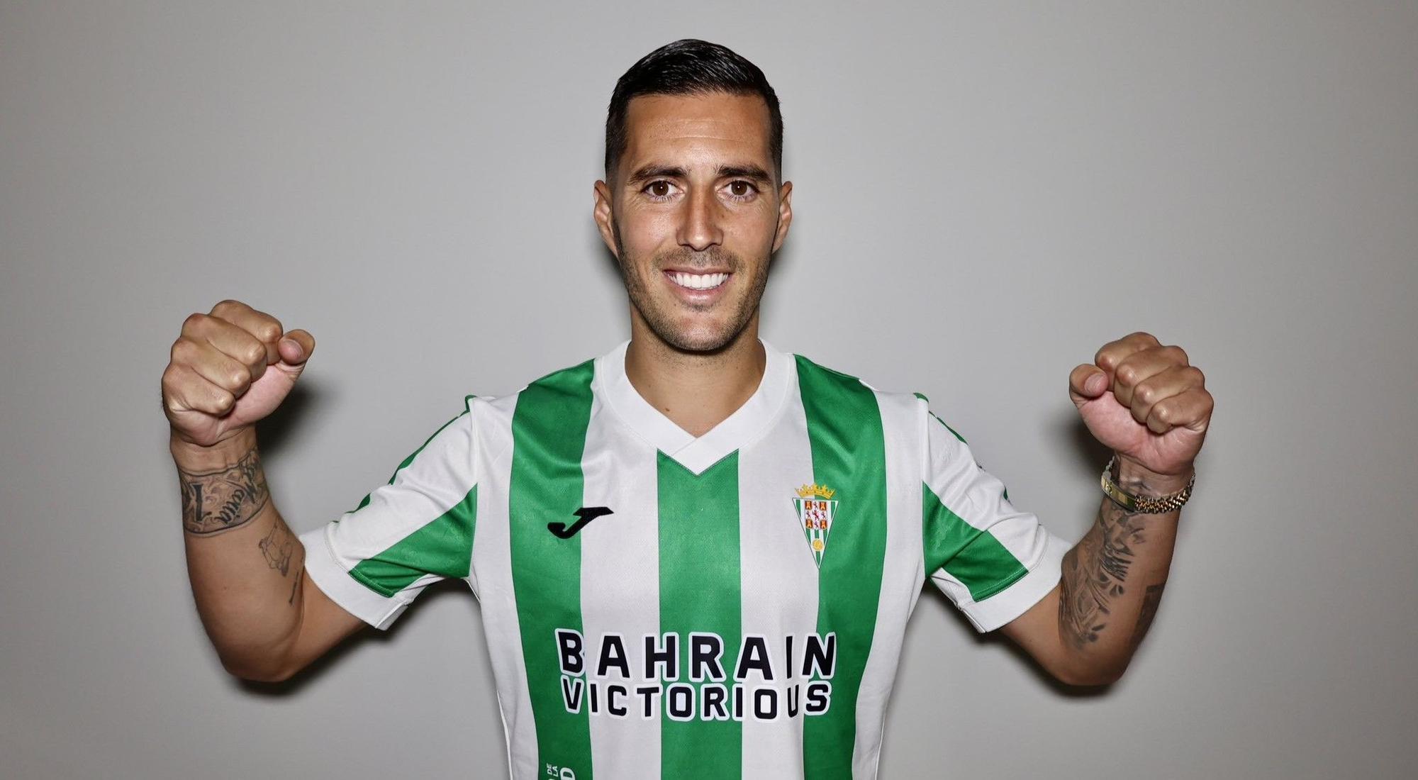 Anna annon lately separated and staying Vegas for a