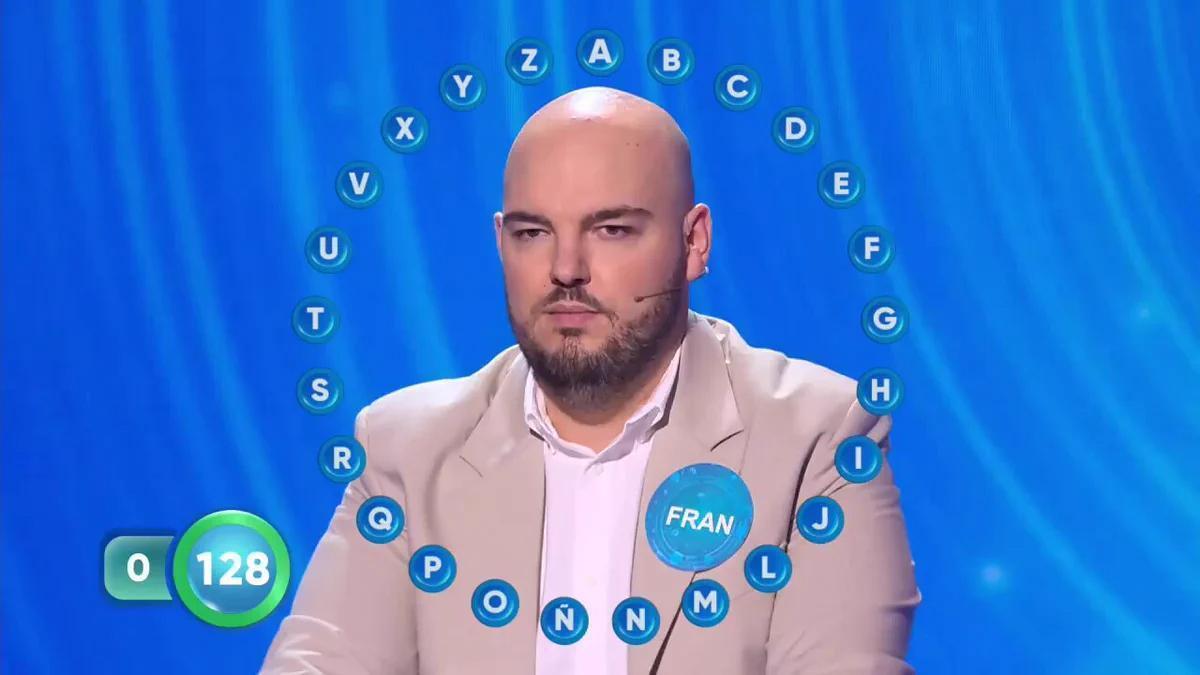 el concurso fusila antiguos roscos de la época de Telecinco, repitiendo hasta 20 respuestas en la prueba final