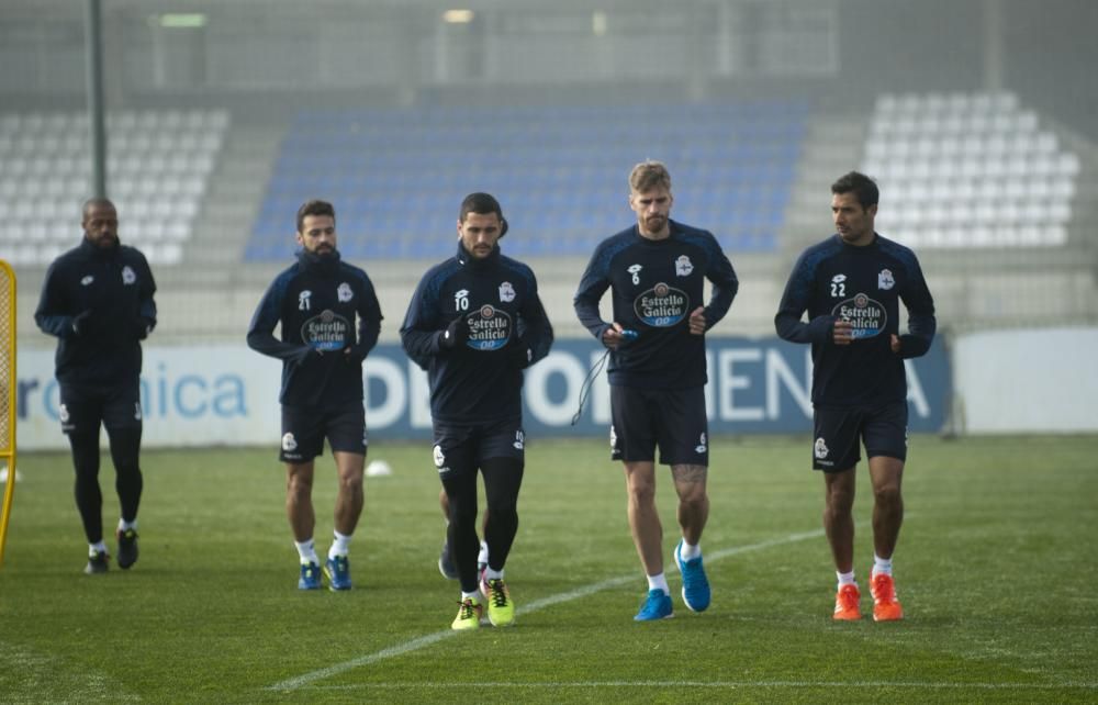 El Dépor trabaja tras el batacazo ante el Alavés