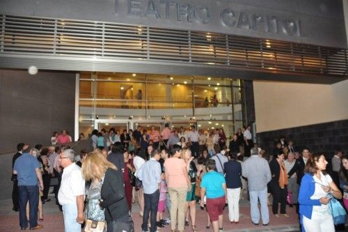 El Teatro Capitol se abre a los ciezanos