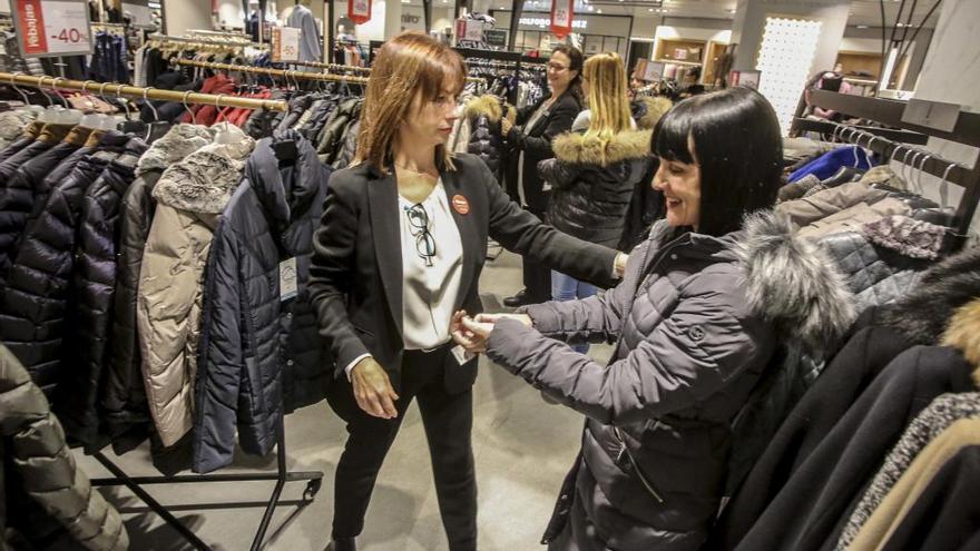 Se anima la venta de prendas de abrigo en las tiendas por el frío