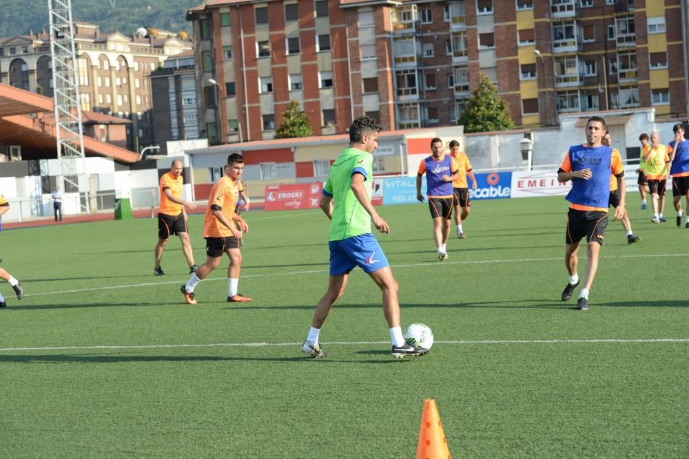 Primer entrenamiento del Caudal Deportivo de Mieres