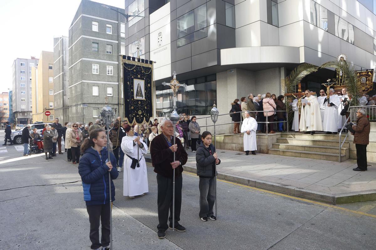 Primera procesión de la parroquia de San Francisco en O Ventorrillo