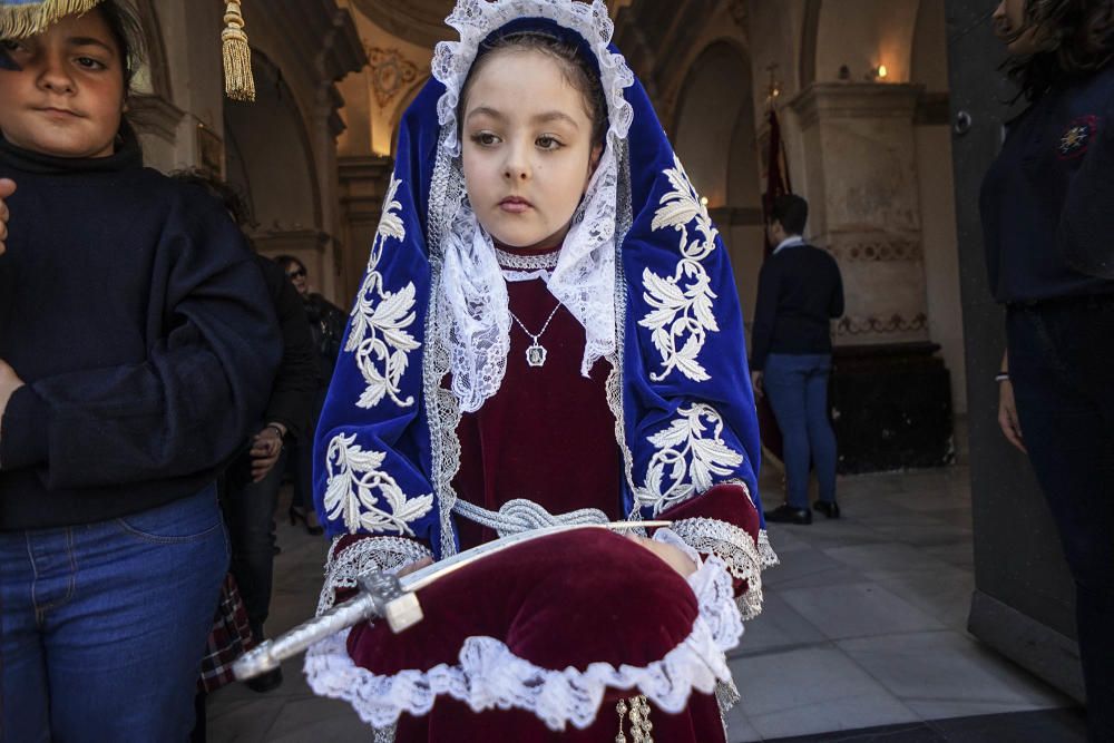 La popular procesión de «La Bajada» concentra a cientos de fieles en el traslado de la imagen desde su ermita hasta la Arciprestal