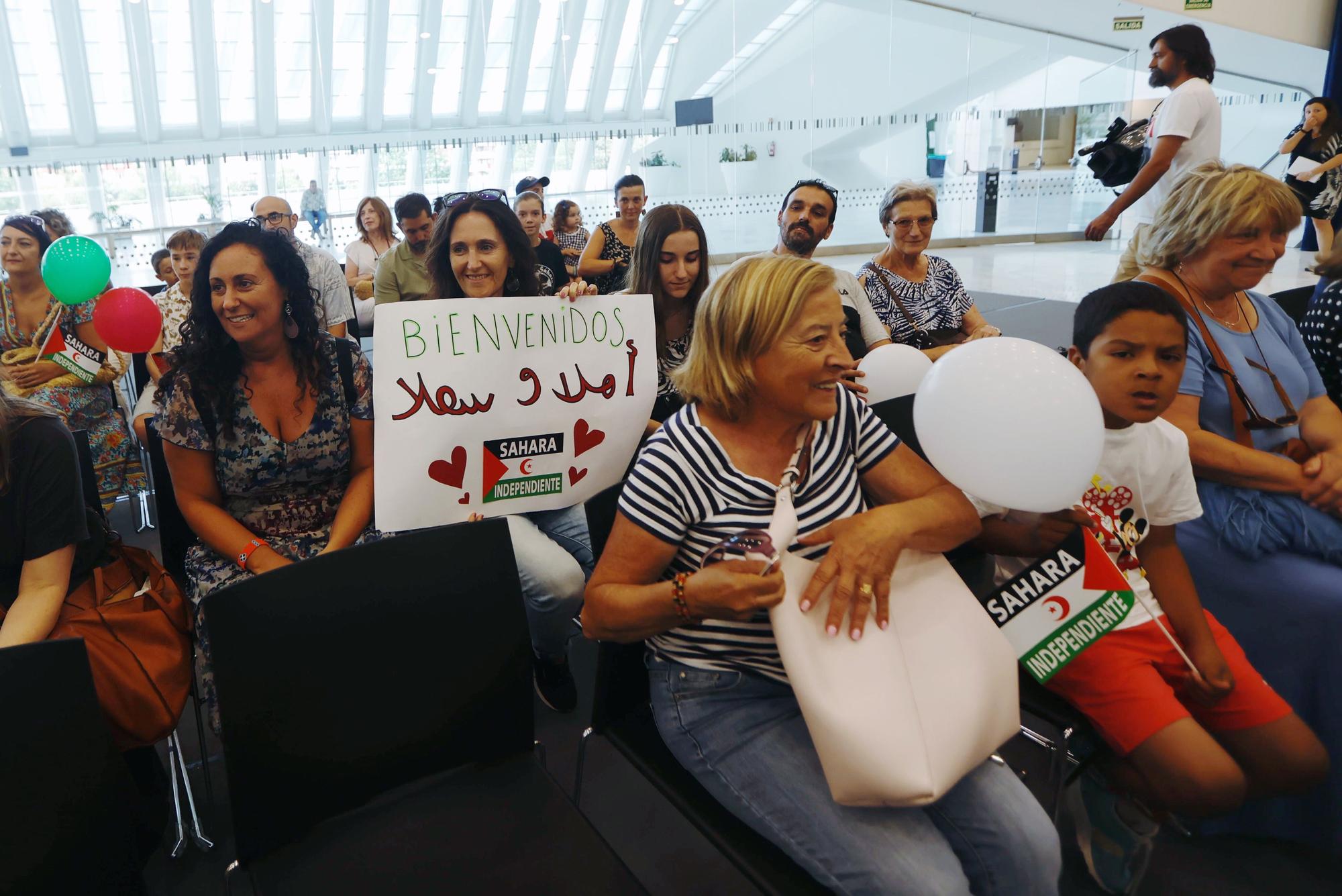 En Imágenes: La llegada de los niños saharauis vuelven a Asturias entre "emoción y nervios"