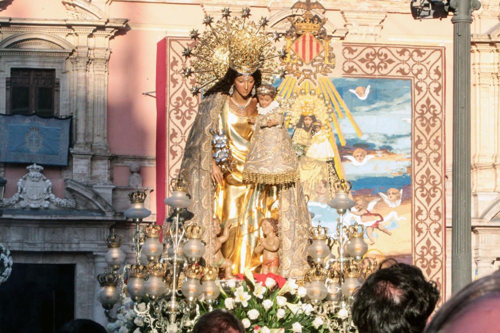 Procesión de la Virgen de los Desamparados