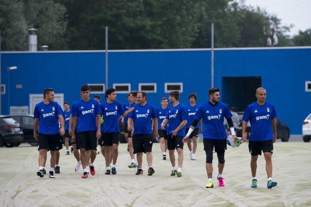 Entrenamiento por la tarde del Real Oviedo con David Rocha