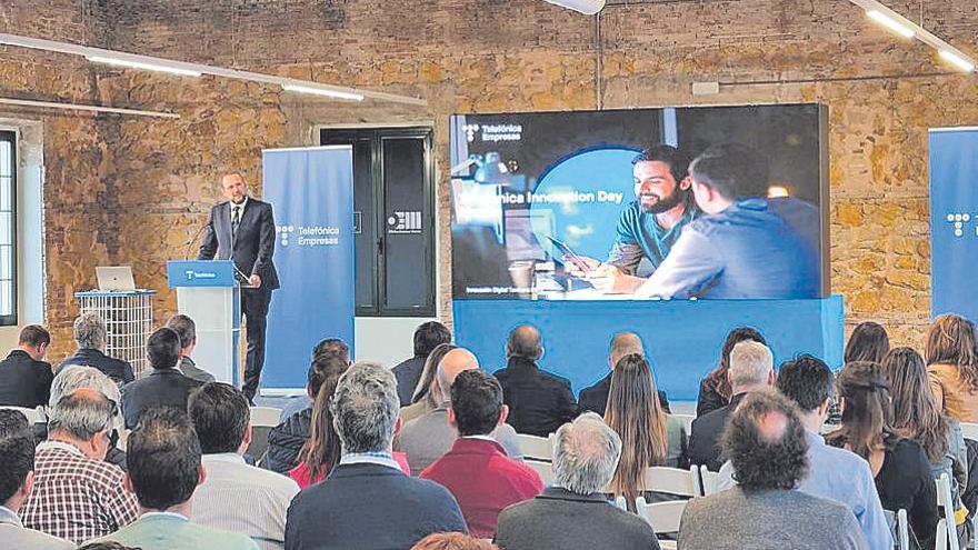 Telefónica conmemora su Innovation Day en el Cuartel de Artillería de Murcia