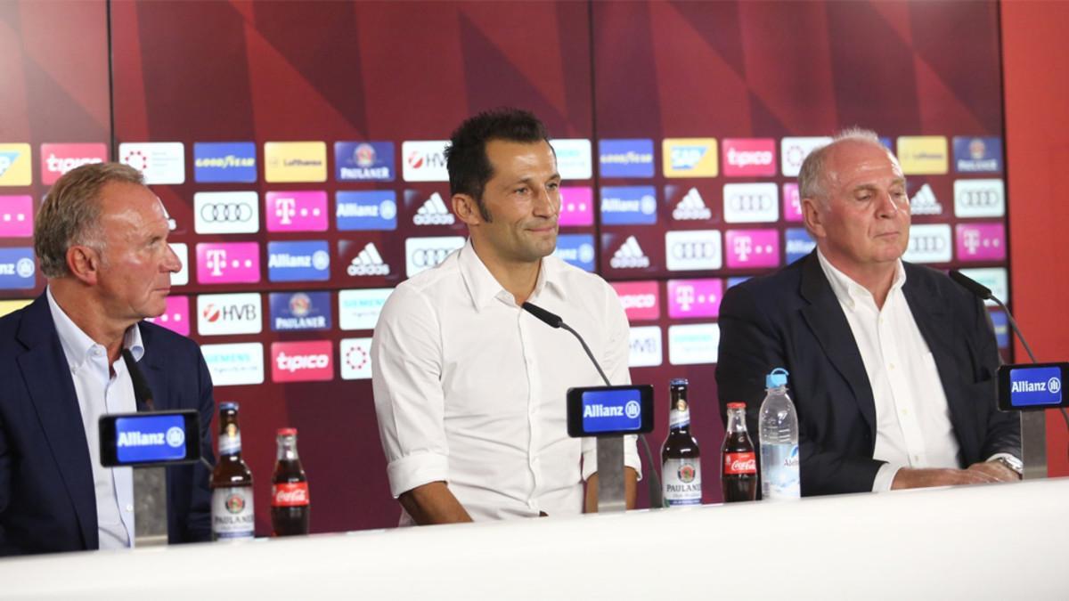 Salihamidzic, en su presentación con el Bayern