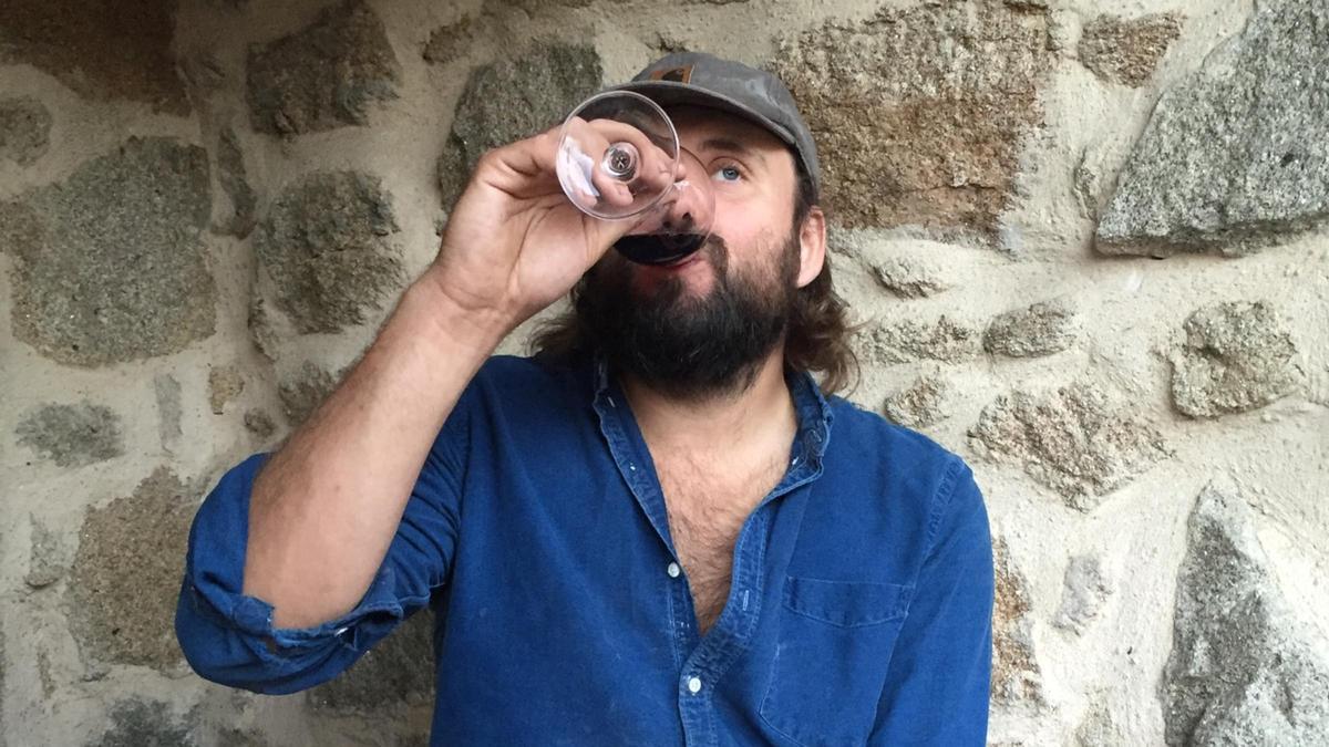 Thyge Benned, dueño y fundador de la bodega Frontio, que produce sus vinos en Fermoselle (Zamora)