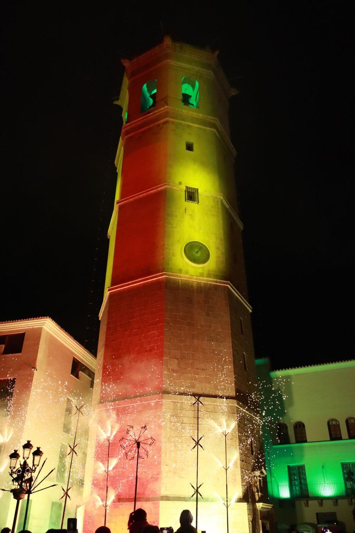 La espectacularidad de la Enfarolà en la Magdalena La espectacularidad de la Enfarolà en la Magdalena