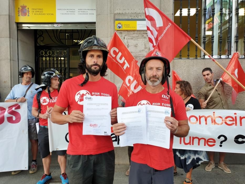 Los bomberos de Vigo, en huelga indefinida