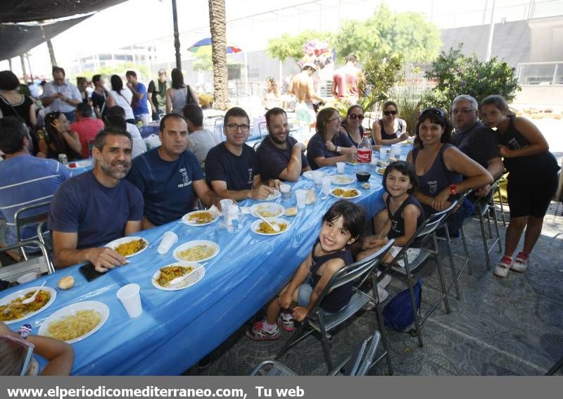 GALERÍA DE FOTOS - Día de las paellas en El Grao