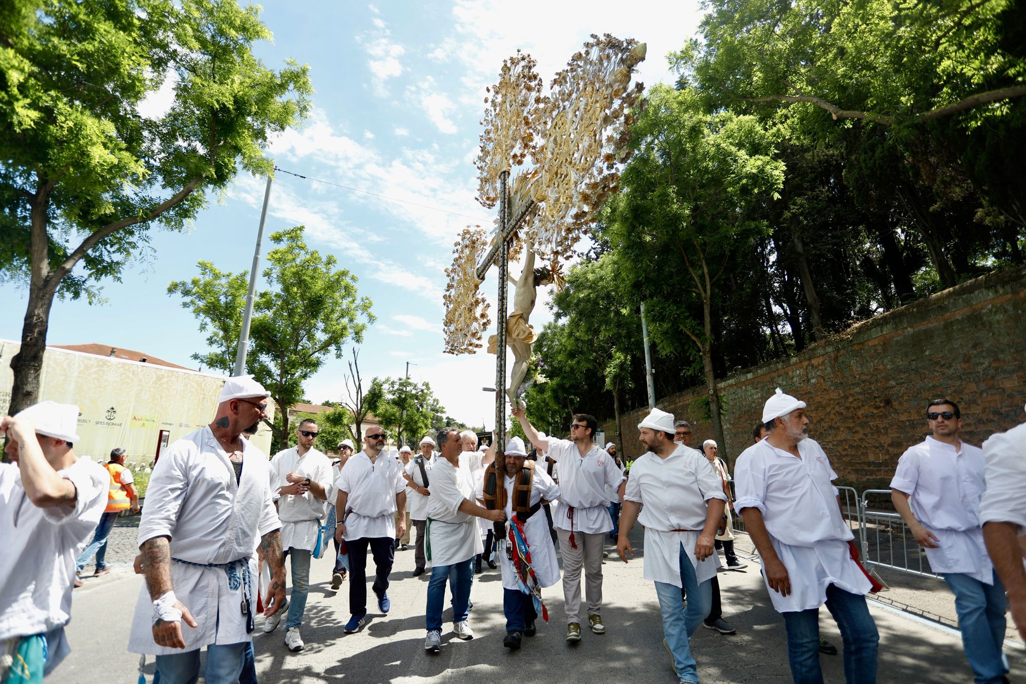 Gran procesión por el Jubileo de las Cofradías, en fotos