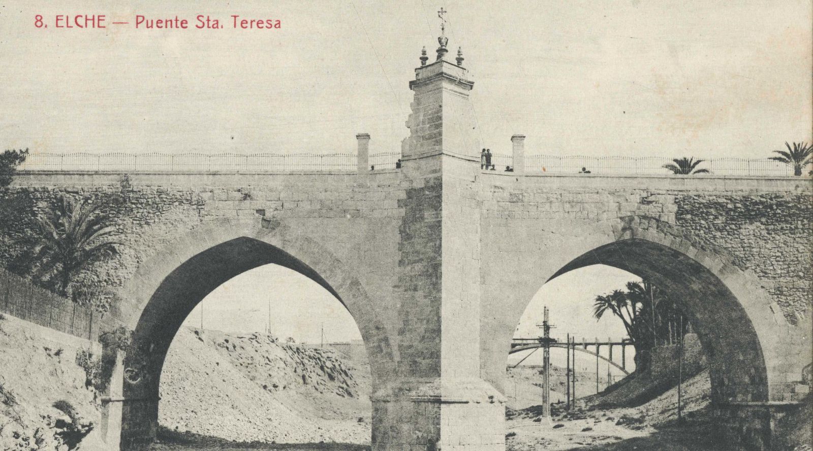 Una imagen antigua del puente de Santa Teresa de Elche, también conocido como el puente de la Virgen.