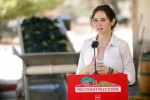 Ayuso zanja el asunto del ático: Ya está en venta, chao pescao