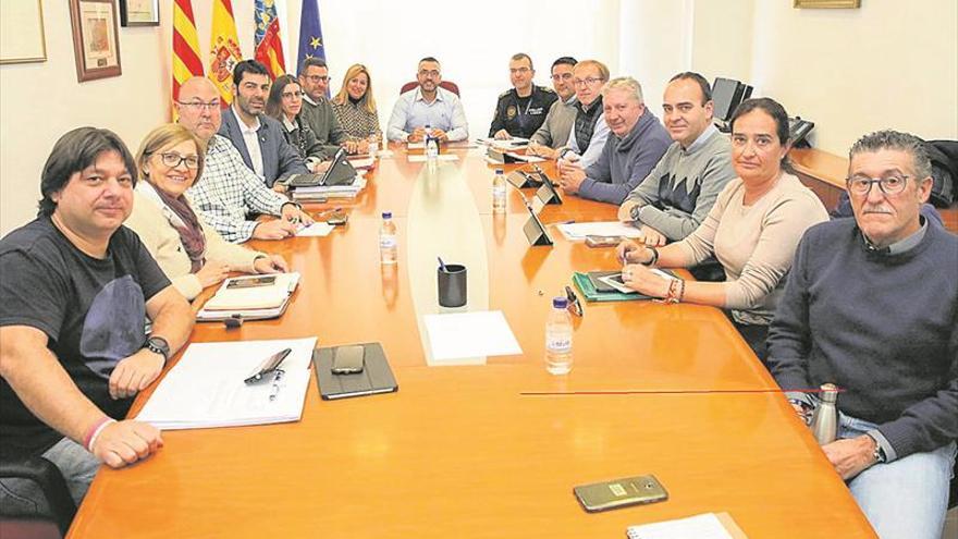 Una comisión política velará por la convivencia entre peñas y vecinos en Vila-real