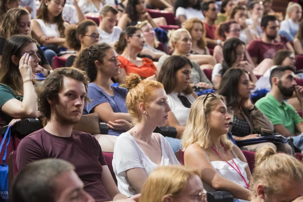 La Universitat de Valencia da la bienvenida a los Erasmus y estudiantes internacionales