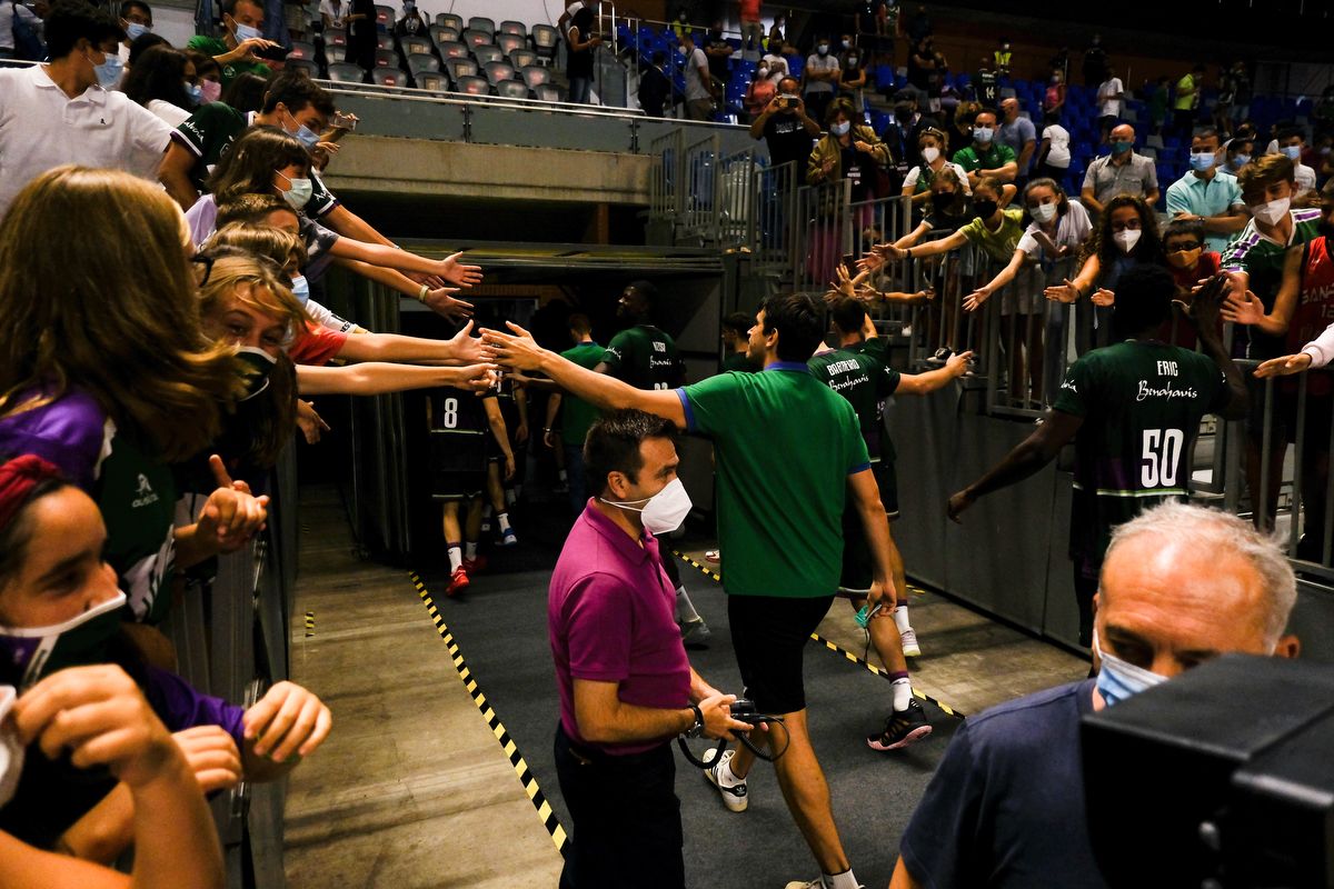 El Unicaja también gana al UCAM y se lleva el Trofeo Costa del Sol