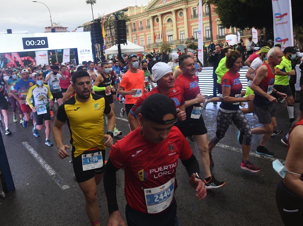 Así fue la salida de la maratón y la media maratón de Murcia