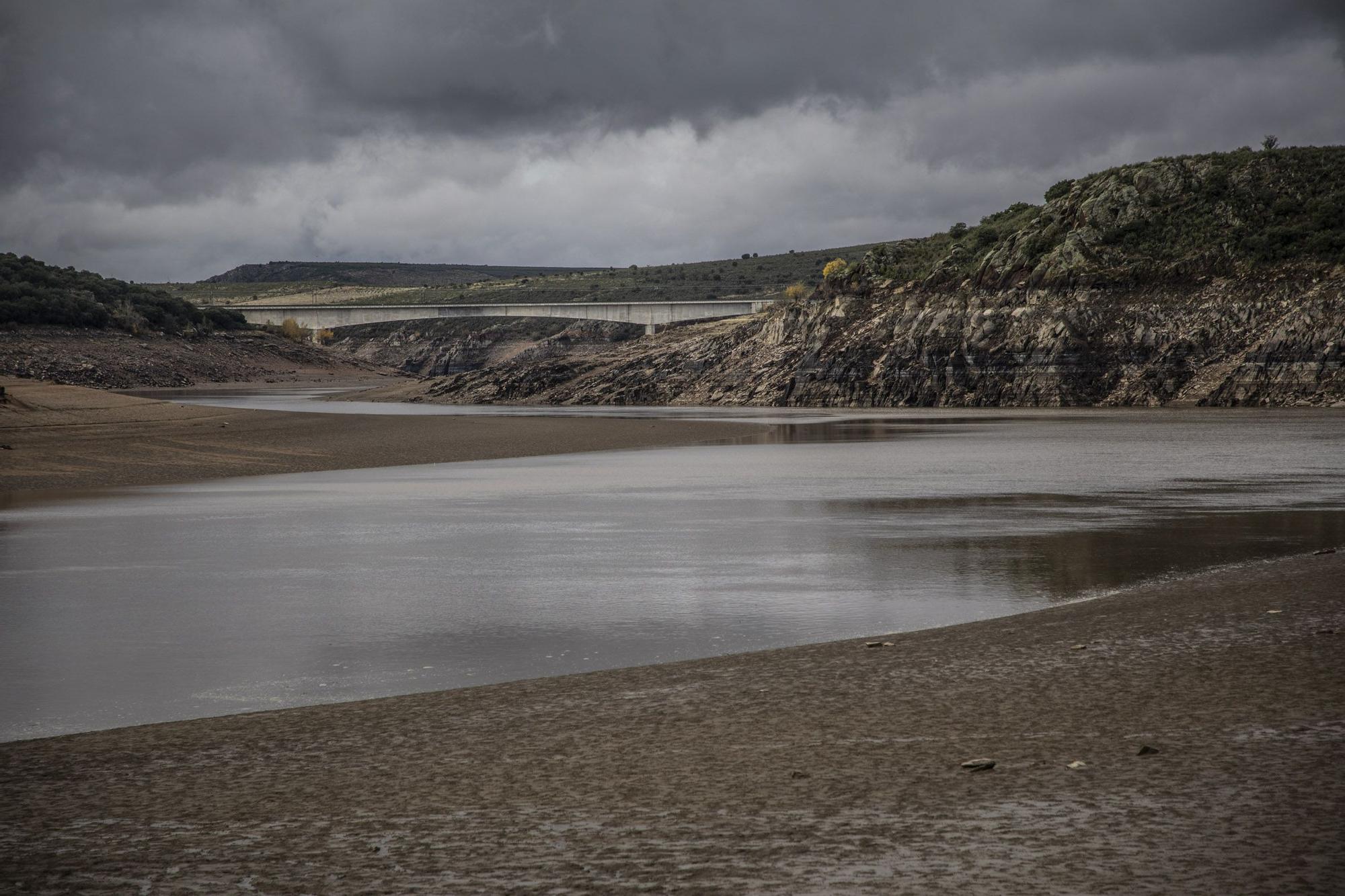 Los embalses de Zamora se vacían para recibir tormentas