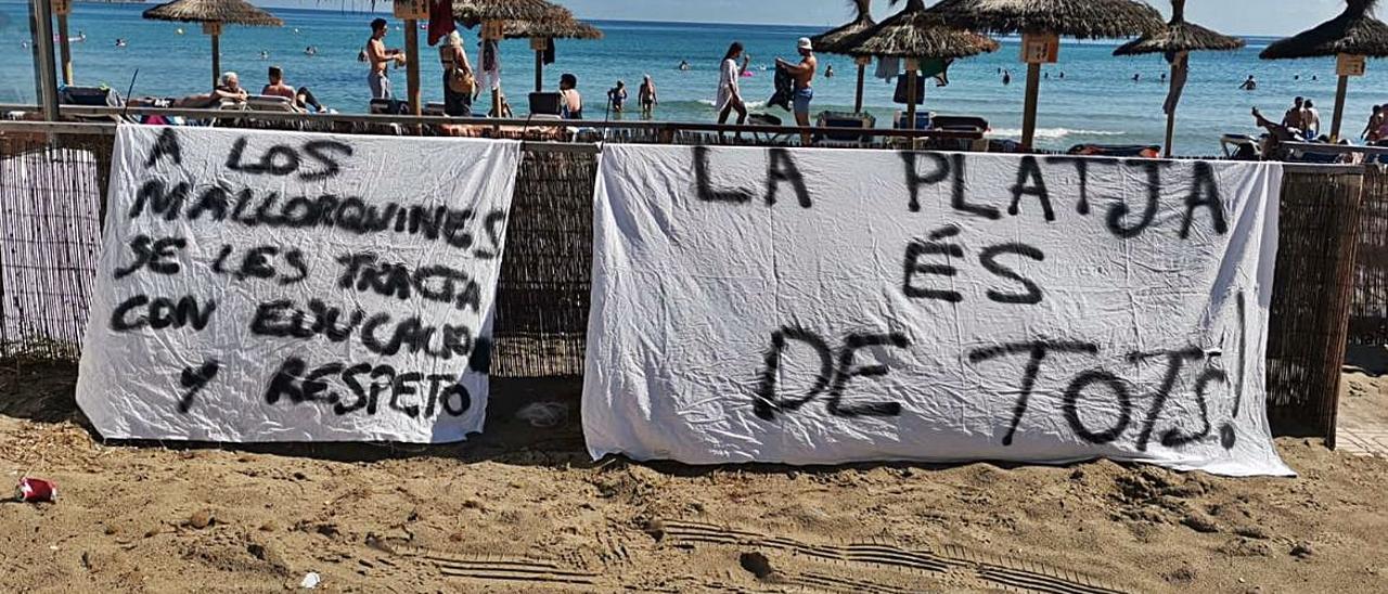 La pancarta ‘La platja és de tots!’, plantada el martes en Can Picafort, es la mejor respuesta al titular de esta sección el pasado domingo, ‘Las playas son de todos o no son de nadie’, aparte de que ha destapado la estafa de  que se enajene la costa pública en beneficio privado.