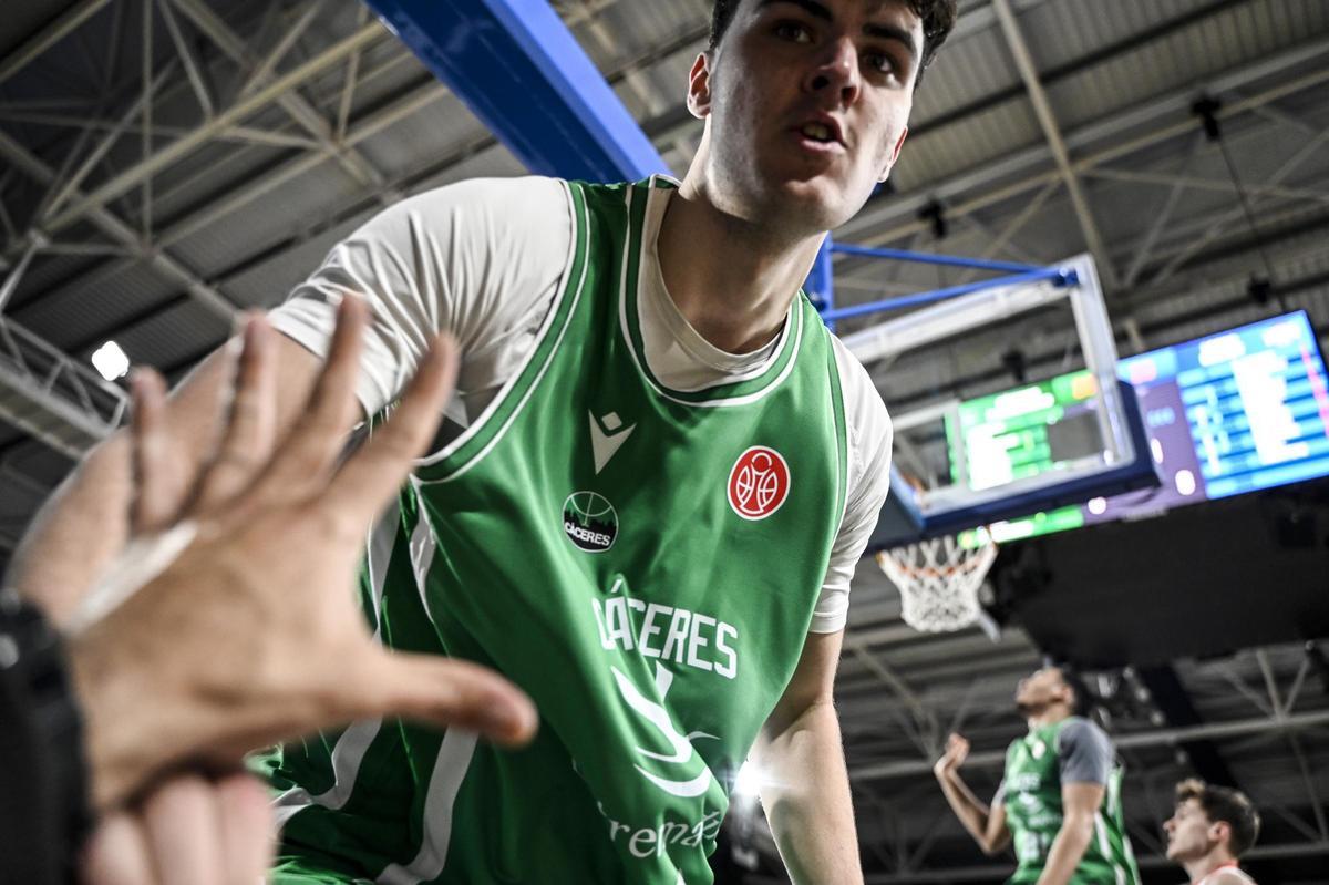 Fotogalería | Las imágenes del Cáceres Patrimonio - Logrobasket