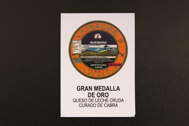 FUERTEVENTURA - Concurso Oficial Agrocanarias 2018 - TINACHE - GRAN MEDALLA DE ORO QUESO DE LECHE CRUDA CURADO DE CABRA - 15-05-18  | 15/05/2018 | Fotógrafo: Gabriel Fuselli