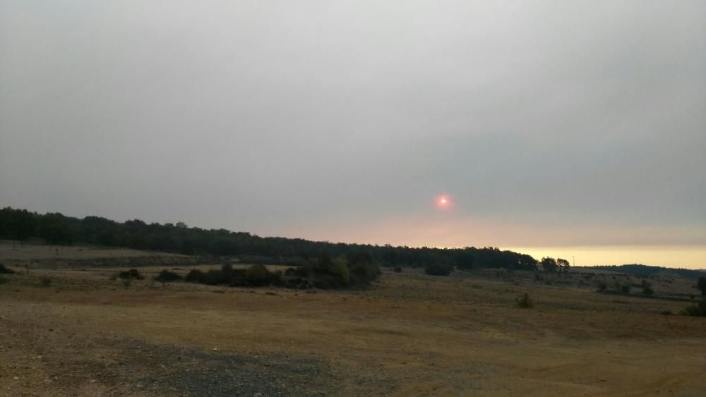 Incendios en Galicia: el humo llega a la provincia de Zamora